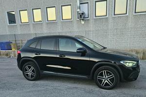 MERCEDES GLA 180D SPORT PLUS