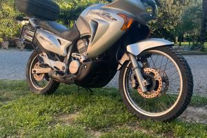 Montesa Transalp di Honda