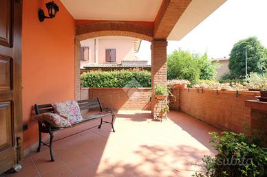 VILLA A SCHIERA A SASSUOLO