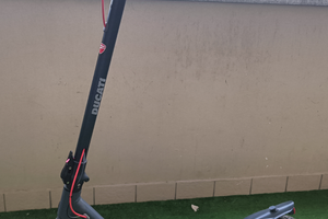 Monopattino Elettrico Ducati-I Evo