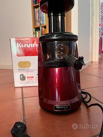 Estrattore succo a freddo Kuvings