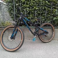 Commencal meta