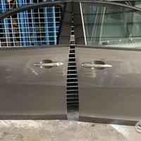 Porta anteriore sinistra e destra per lancia y