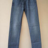 Pantaloni modello jeans elasticizzati