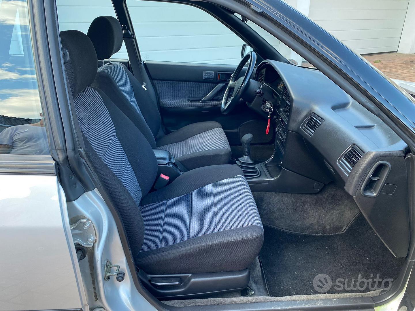 Subaru Legacy 1994 photo 2