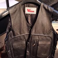 gilet in pelle da moto 