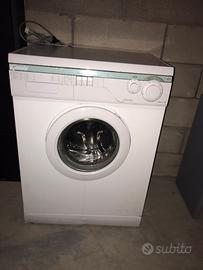 Lavatrice Candy Acquaviva