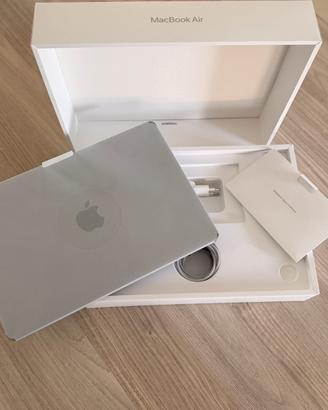 MacBook Air M2 13,6” 16/256