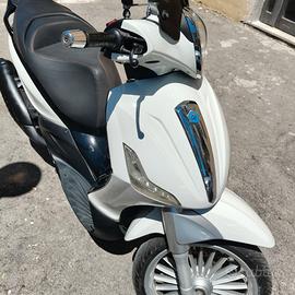 Beverly 125 ie