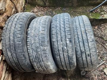 pneumatici Toyo estivi 