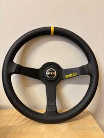Volante a calice Sparco in pelle liscia nera