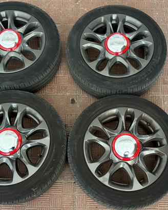 Cerchi in lega  15 pollici  4 bulloni Fiat