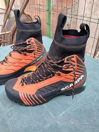 scarpone sportivo
