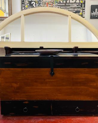 Baule cassa in legno chiaro