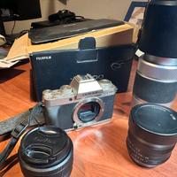 Fujifilm X-T 200 con ottiche complete