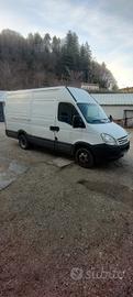 Iveco Daily furgone 