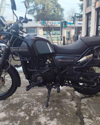 Royal Enfield Himalayan 411