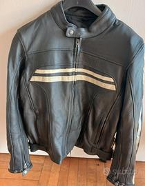 Giubbotto Moto Uomo In Ecopelle Nera – Stile Negan – Chiusura Zip E Risvolti
