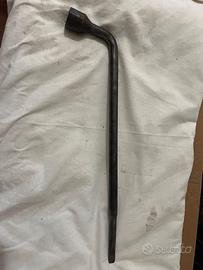 chiave smonta dadi ruote FORD anni 60/70