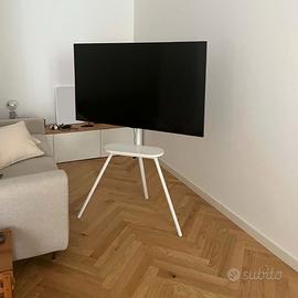 Mobile TV - Supporto treppiede  in acciaio