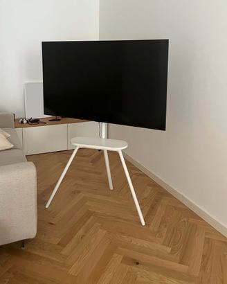 Mobile TV - Supporto treppiede  in acciaio