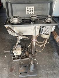 Trapano a colona 220-380v.