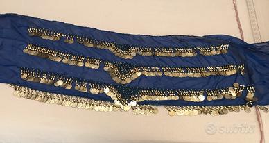 Pareo blu con sonagli