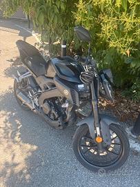 Moto Yamaha MT 125