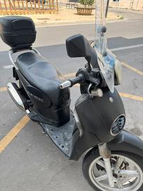 SCARABEO 125