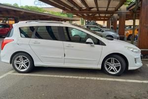 Pegeot    1.6 diesel   anno  2011   Km 260000