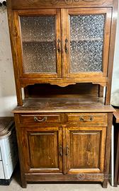 Credenza antica