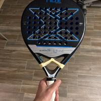 Racchetta padel