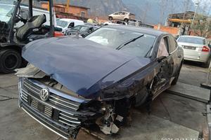 VOLKSWAGEN ARTEON 2.0 TD 2019 DFG  PER RICAMBI