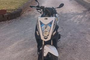 Scooter KYMCO Agility 50 RS Naked 2T -solo 5850 km