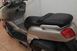 Scooter Versity 300 Yamaha