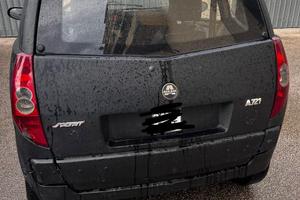 Microcar perfetta per ragazzi neopatentati