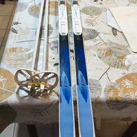 sci ,scarponi e bastoncini da fondo per alternato,