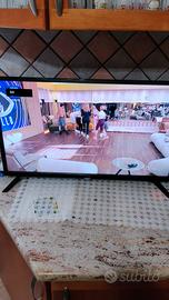 televisione 32 pollici Sharp 