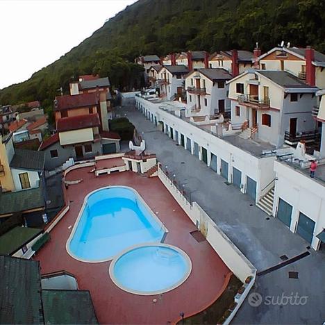 Appartamento con piscina Roccamonfina Parco Dacomo