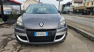 Renault Scenic Scénic X-Mod 1.5 dCi 110CV Attracti