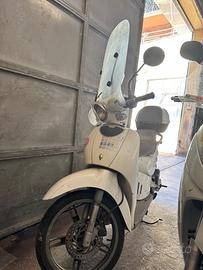 Aprilia Scarabeo 50 - 2016