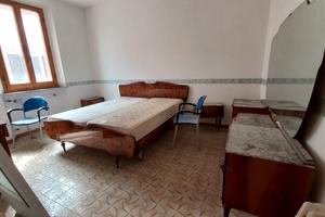 CASA SINGOLA da Ristrutturare