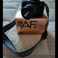 Macchina fotografica Nikon+Zoom Nikkor 30-70mm