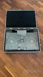 Denon Prime 2 con accessori