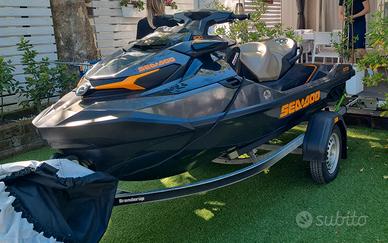 Moto d'acqua Sea-Doo GTX 230 + Carrello
