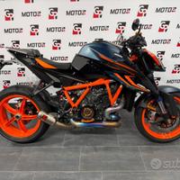 Ktm 1290 Super Duke R Evo tua da 290 al mese