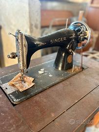 Mobile macchina da cucire vintage