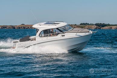 Beneteau Antares 8 OB V2