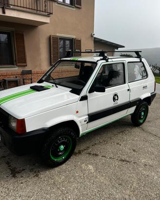 Panda 1.1 4x4 con gancio traino