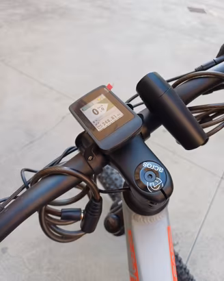 montanbike elettrica uomo